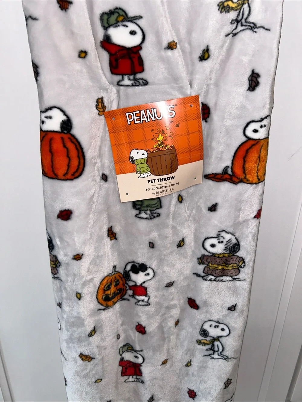 Berkshire Peanuts Snoopy Fall Autumn Sweater Weather Throw Blanket